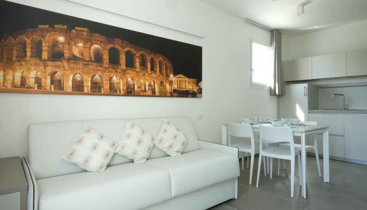 לאזיסה Relais Villa Clodia מראה חיצוני תמונה